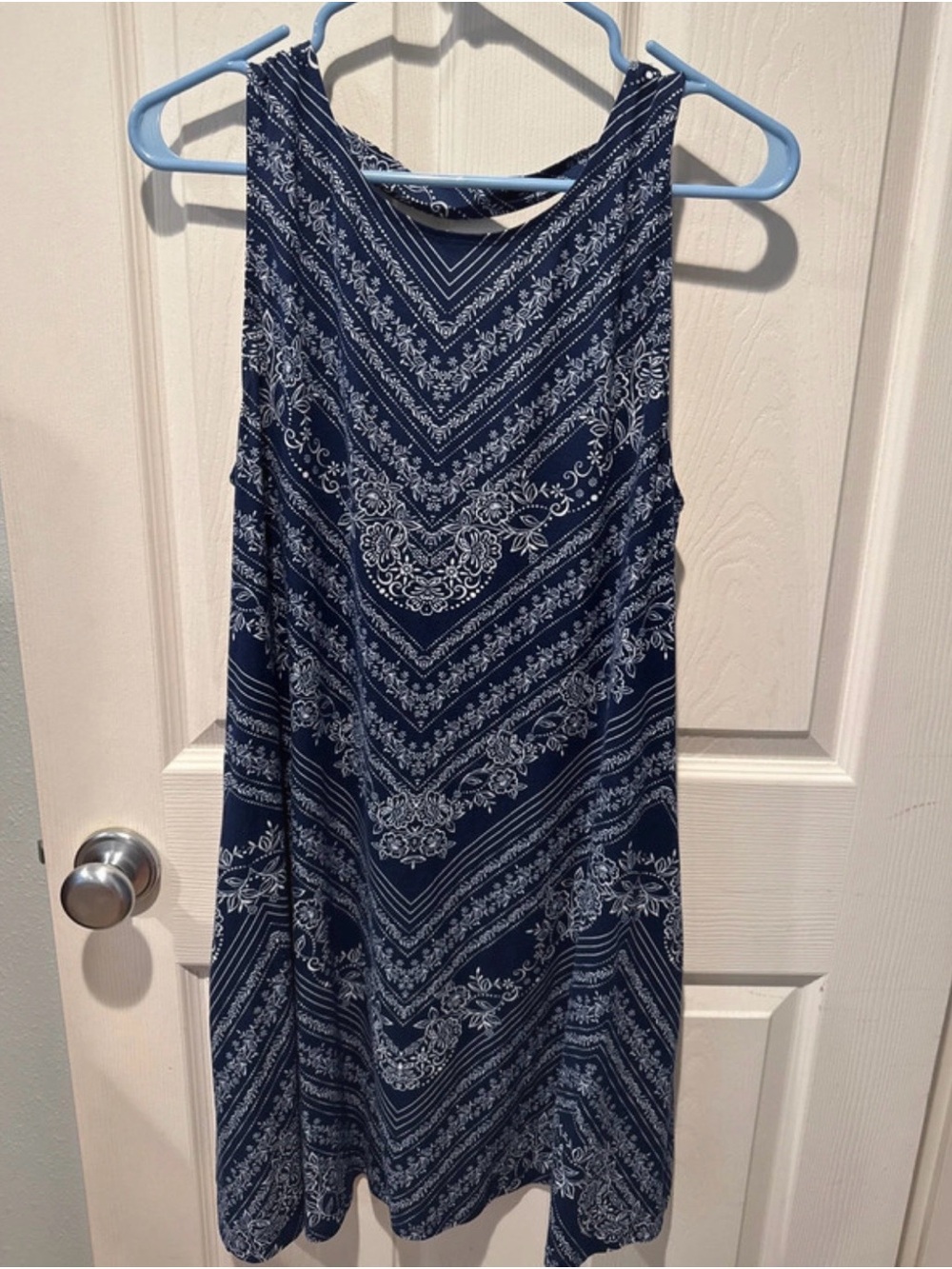 Amazon Navy and White Printed Sleeveless Midi Dress